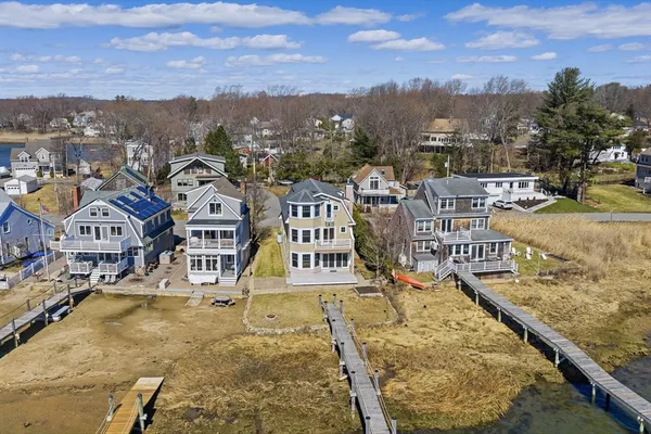 $1,999,999 | 4 Fosters Point, Beverly, MA 01915