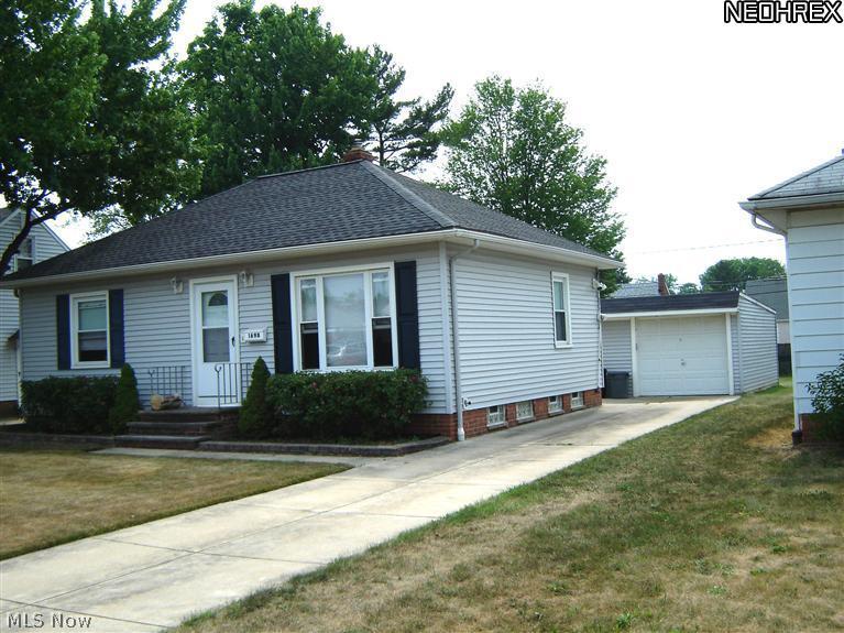 1698 Longwood Road Mayfield Heights, OH 44124 - Photo 19 of 21