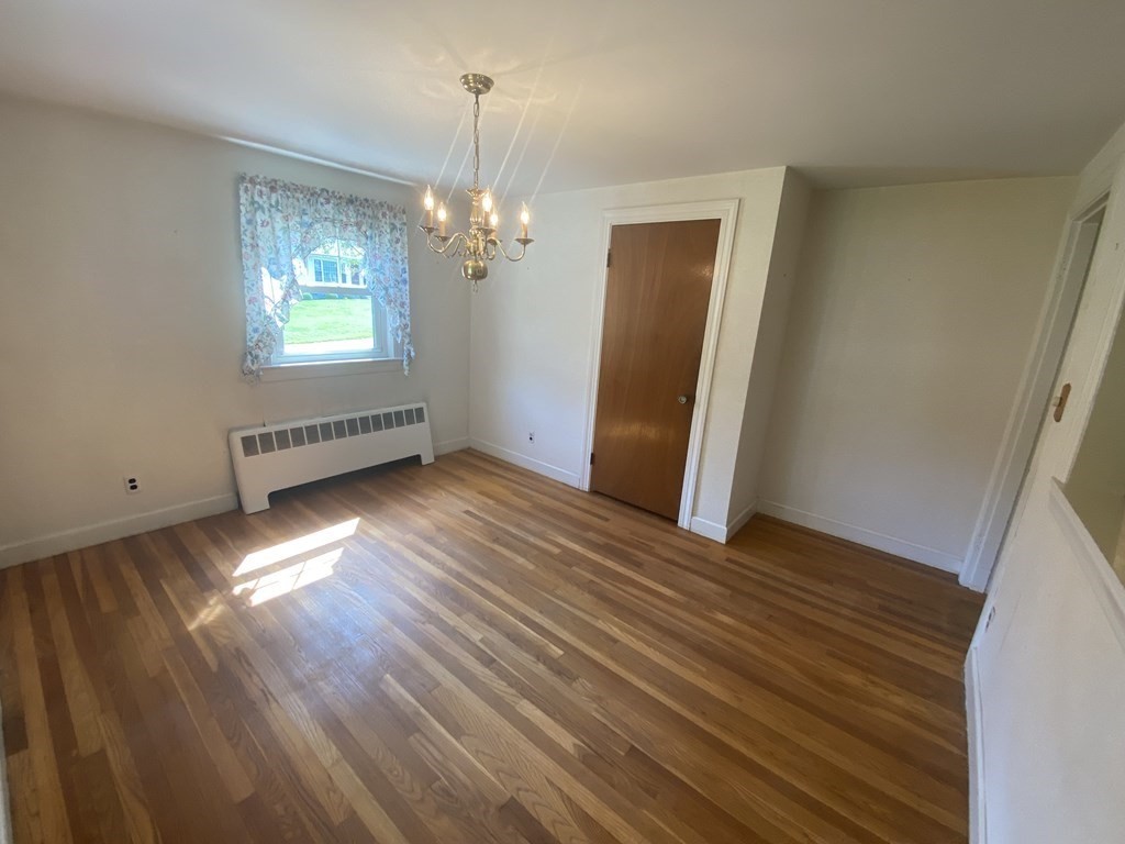 40 Ravenswood Road Waltham, MA 02451 - Photo 11 of 21 Gallery Image 11