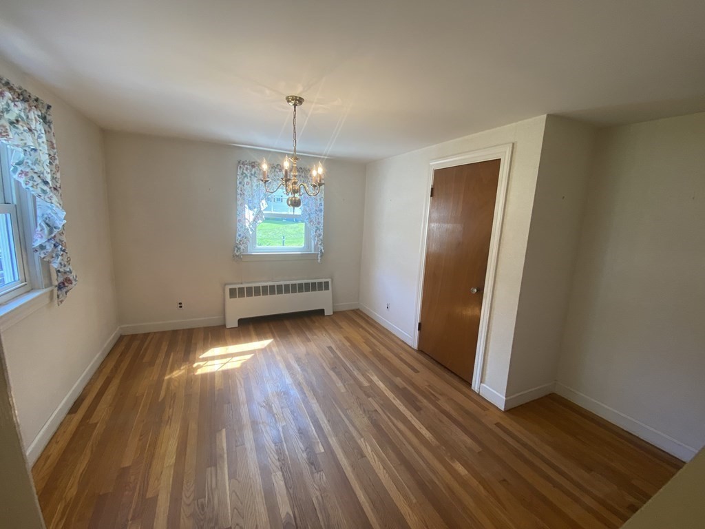 40 Ravenswood Road Waltham, MA 02451 - Photo 13 of 21 Gallery Image 13