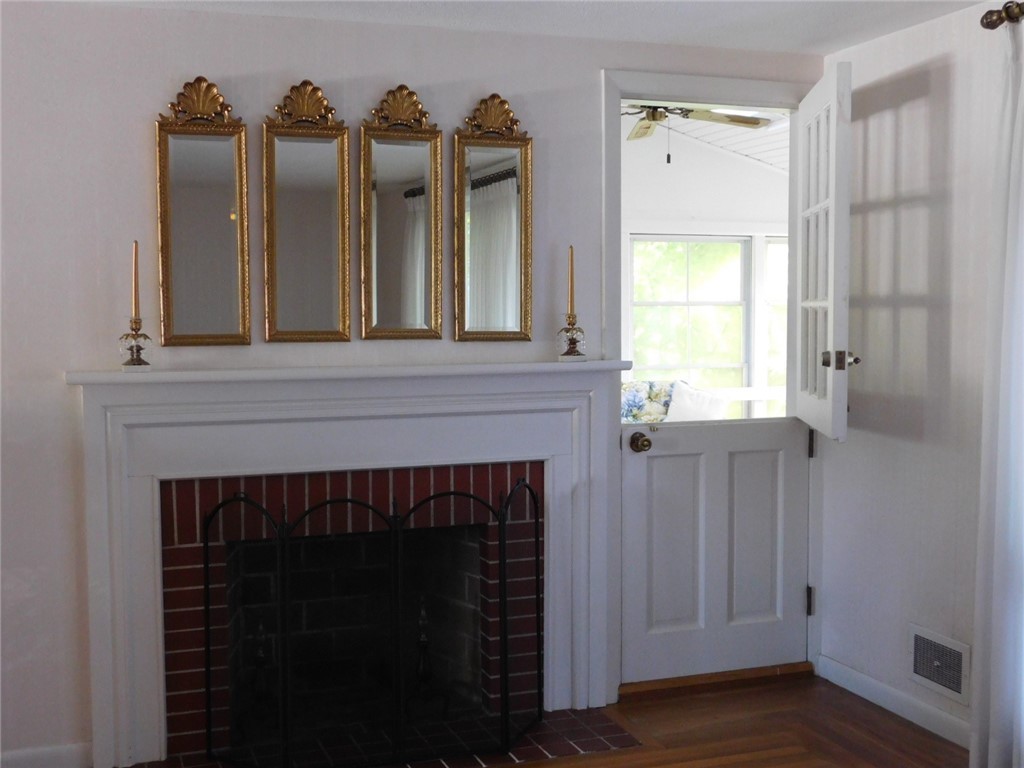 2 Deborah Road Warwick, RI 02888 - Photo 27 of 44 Check out this fabulous barn door.