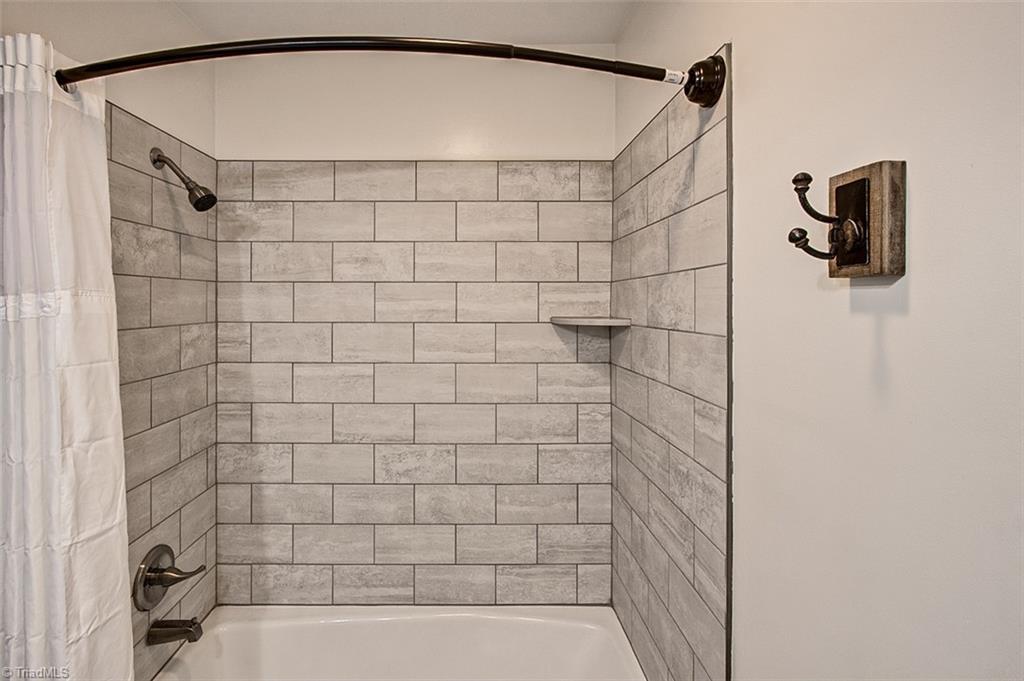 4651 Sylvan Oaks Road Climax, NC 27233 - Photo 18 of 22 Gallery Image 18