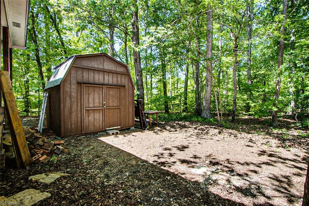 4651 Sylvan Oaks Road Climax, NC 27233 - Photo 3 of 22 Gallery Image 3