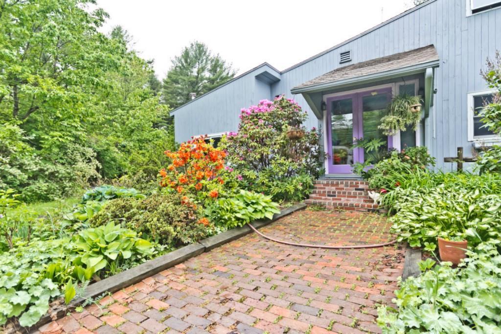 389 Princes Point Road Yarmouth, ME 04096 - Photo 2 of 35 Photo