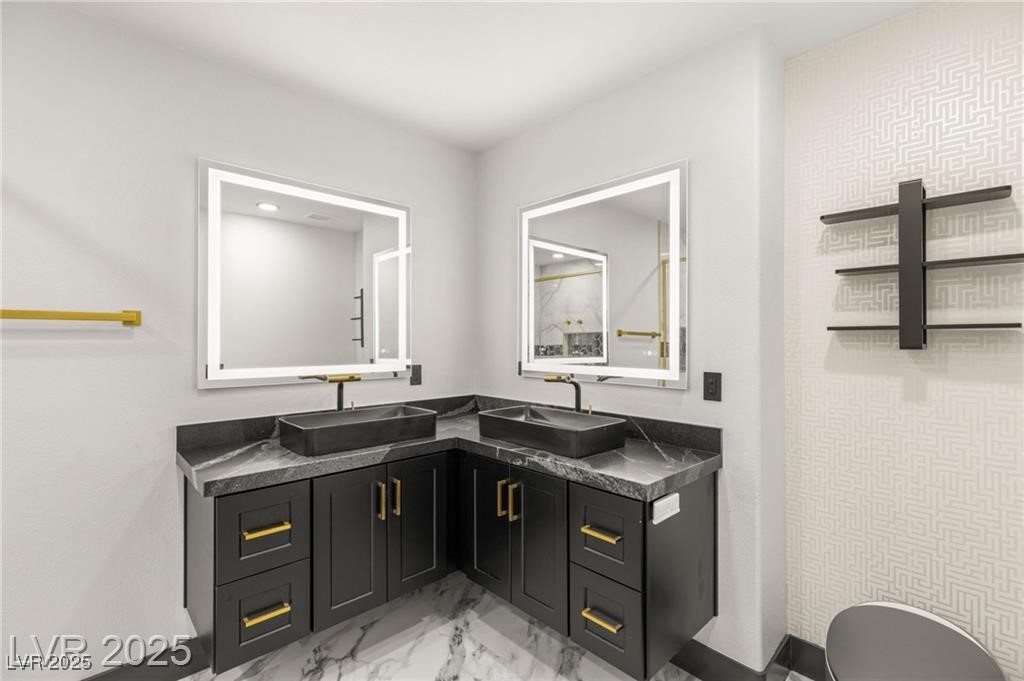 9029 Rivers Edge Drive Las Vegas, NV 89117 - Photo 20 of 47