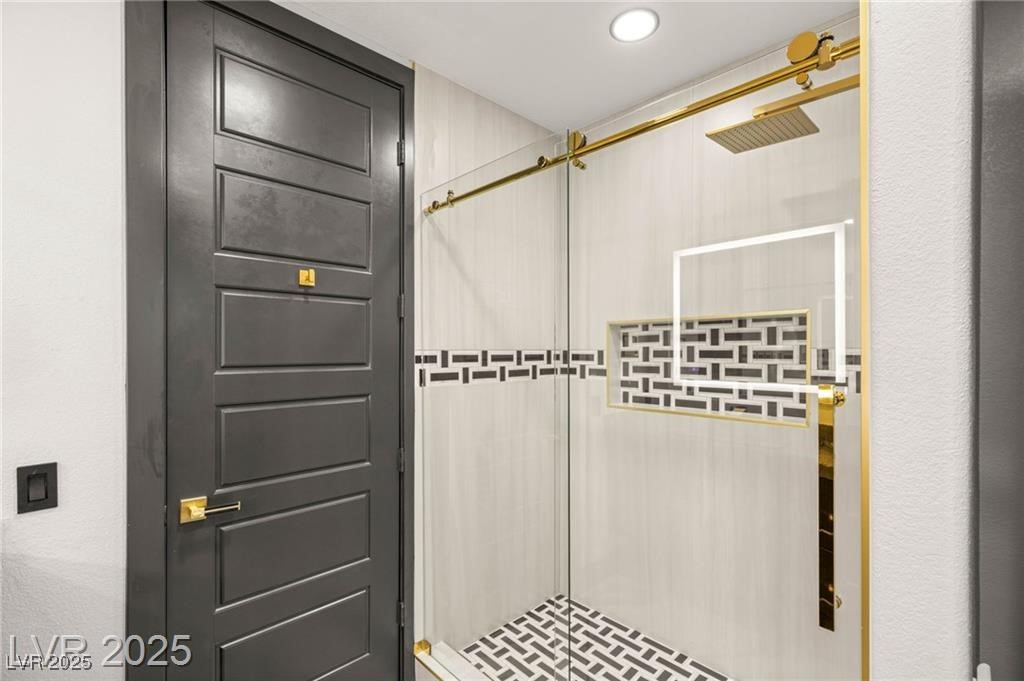 9029 Rivers Edge Drive Las Vegas, NV 89117 - Photo 29 of 47