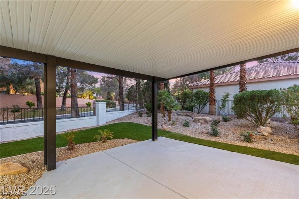 9029 Rivers Edge Drive Las Vegas, NV 89117 - Photo 47 of 47