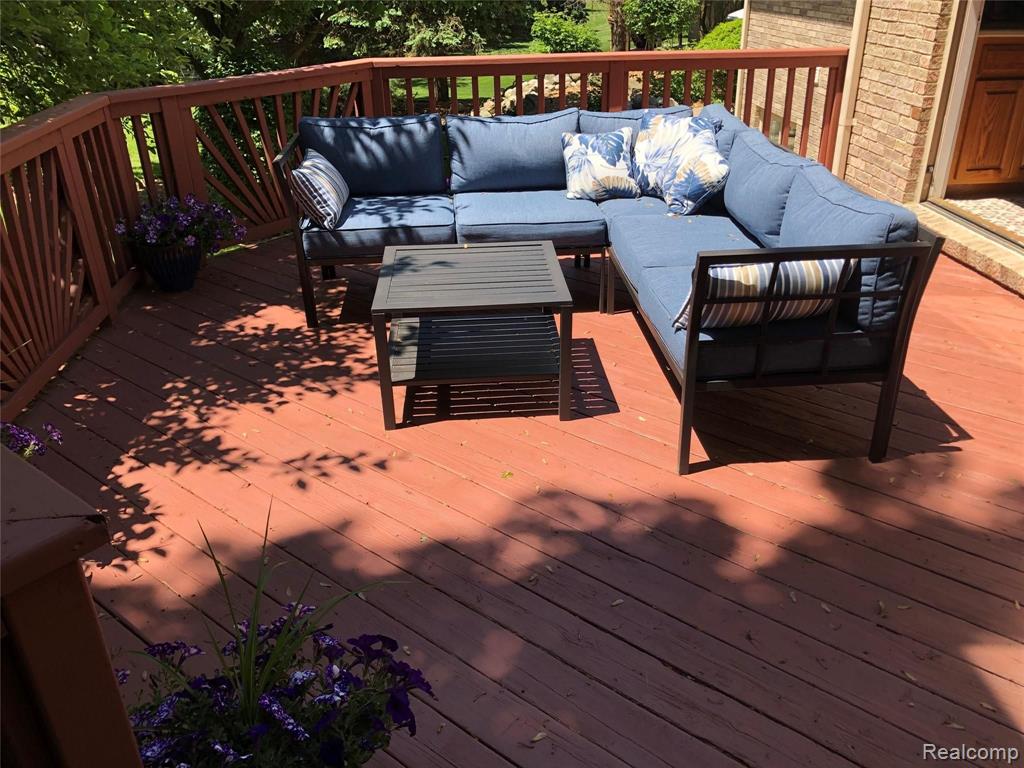 1130 Waycroft Court Rochester, MI 48307 - Photo 52 of 53