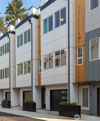 $1,328,000 | 1179 129th Court Northeast, Bellevue, WA 98005