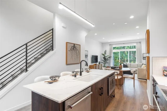 $1,328,000 | 1179 129th Court Northeast, Bellevue, WA 98005