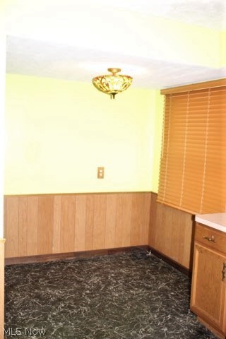 19571 Delaware Road Euclid, OH 44117 - Photo 11 of 26