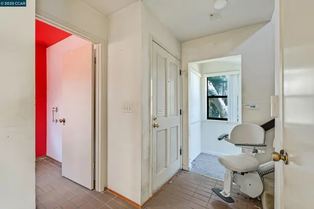 $1,300,000 | 119 Lincoln Drive, Sausalito, CA 94965