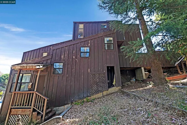 $1,300,000 | 119 Lincoln Drive, Sausalito, CA 94965