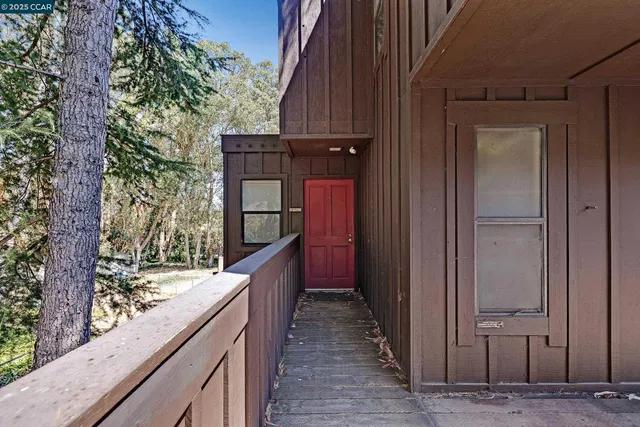 $1,300,000 | 119 Lincoln Drive, Sausalito, CA 94965