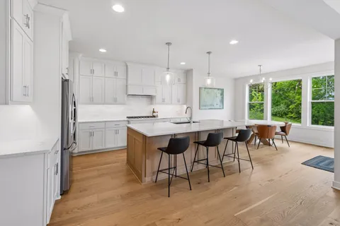 $1,075,000 | 5310 Scenic Loop Run, Chaska, MN 55318