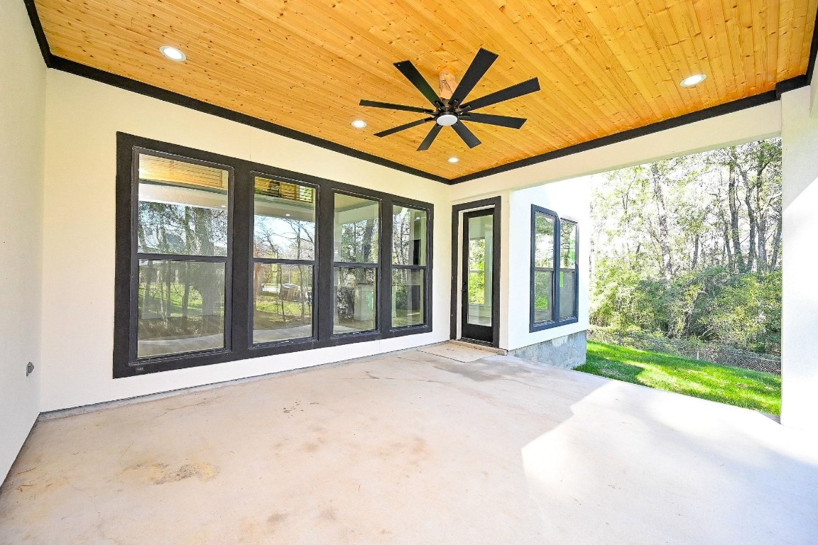 21614 Lee Road Humble, TX 77338 - Photo 28 of 36 a view of an entryway with a garden