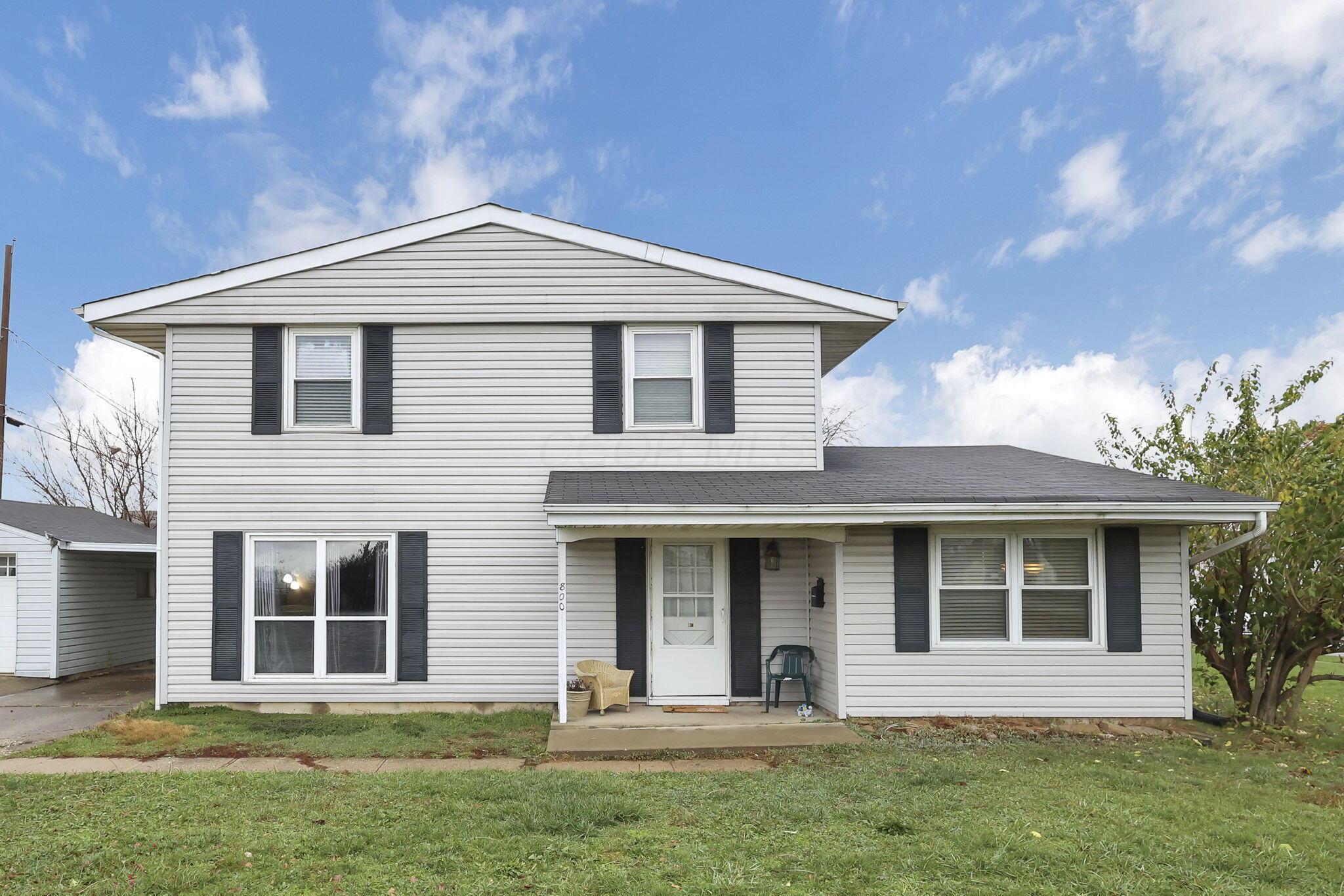 800 Grenada Road Columbus, OH 43207 - Photo 2 of 33 Grenada front