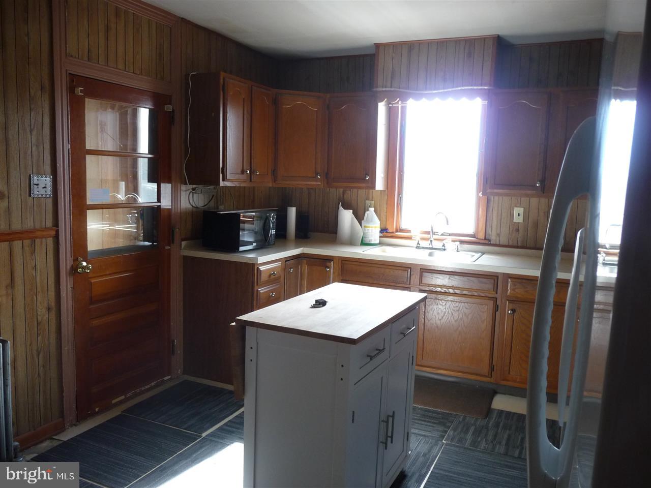 928 Stoverstown Road York, PA 17408 - Photo 12 of 25