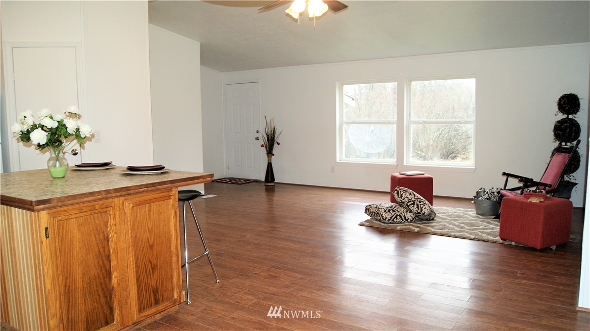 14344 Solberg Road Southeast Yelm, WA 98597 - Photo 8 of 21 Gallery Image 8