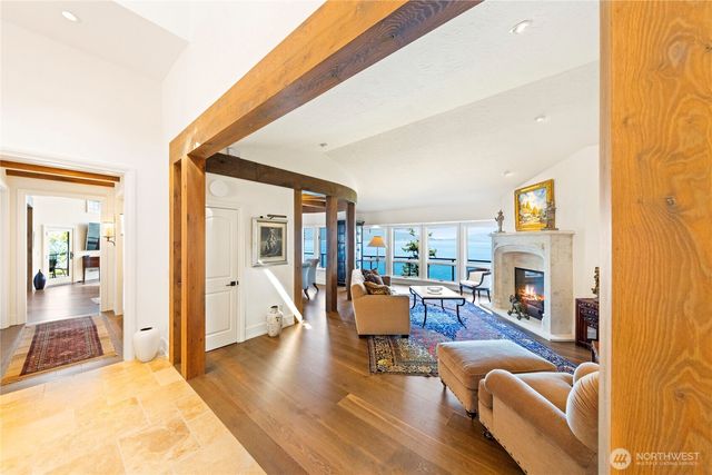 $5,500,000 | 4002 Oakes Avenue, Anacortes, WA 98221