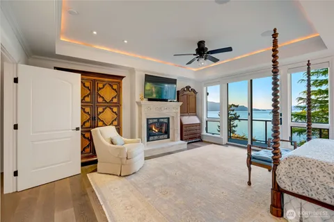 $5,500,000 | 4002 Oakes Avenue, Anacortes, WA 98221