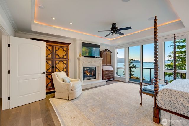 $5,500,000 | 4002 Oakes Avenue, Anacortes, WA 98221