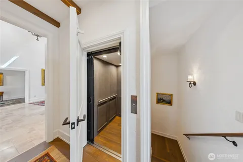 $5,500,000 | 4002 Oakes Avenue, Anacortes, WA 98221