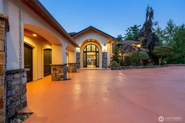 $5,500,000 | 4002 Oakes Avenue, Anacortes, WA 98221