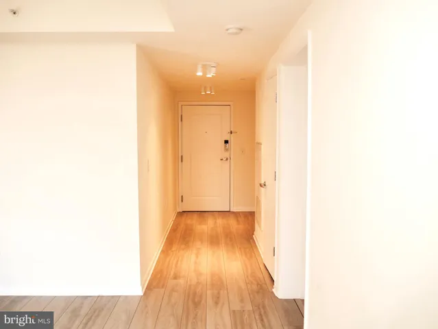 $3,400 | 350 G Street Southwest, Unit N501, Washington, DC 20024