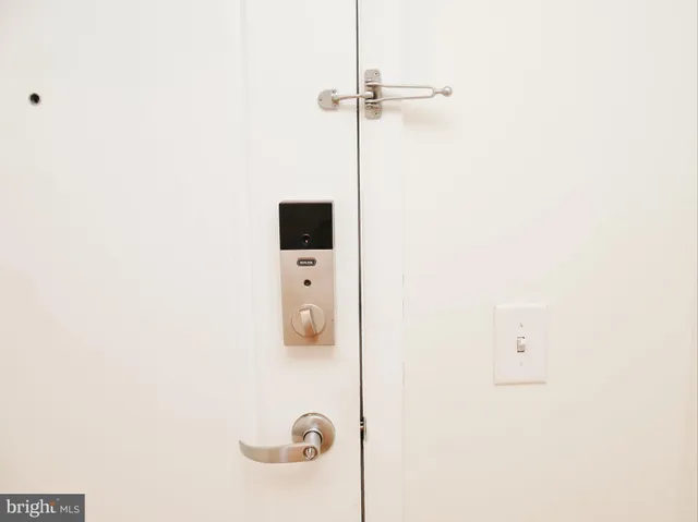 $3,400 | 350 G Street Southwest, Unit N501, Washington, DC 20024