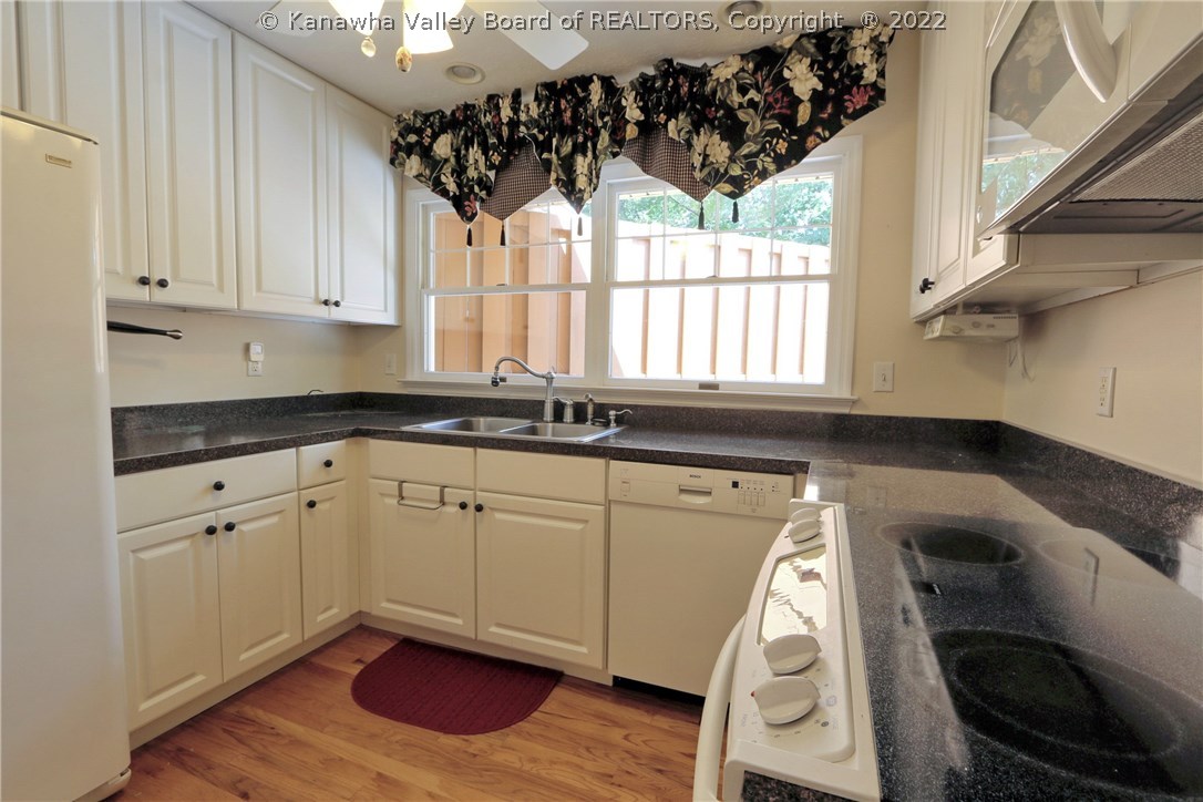 102 Bow Hunter Road Charleston, WV 25314 - Photo 10 of 21 Gallery Image 10