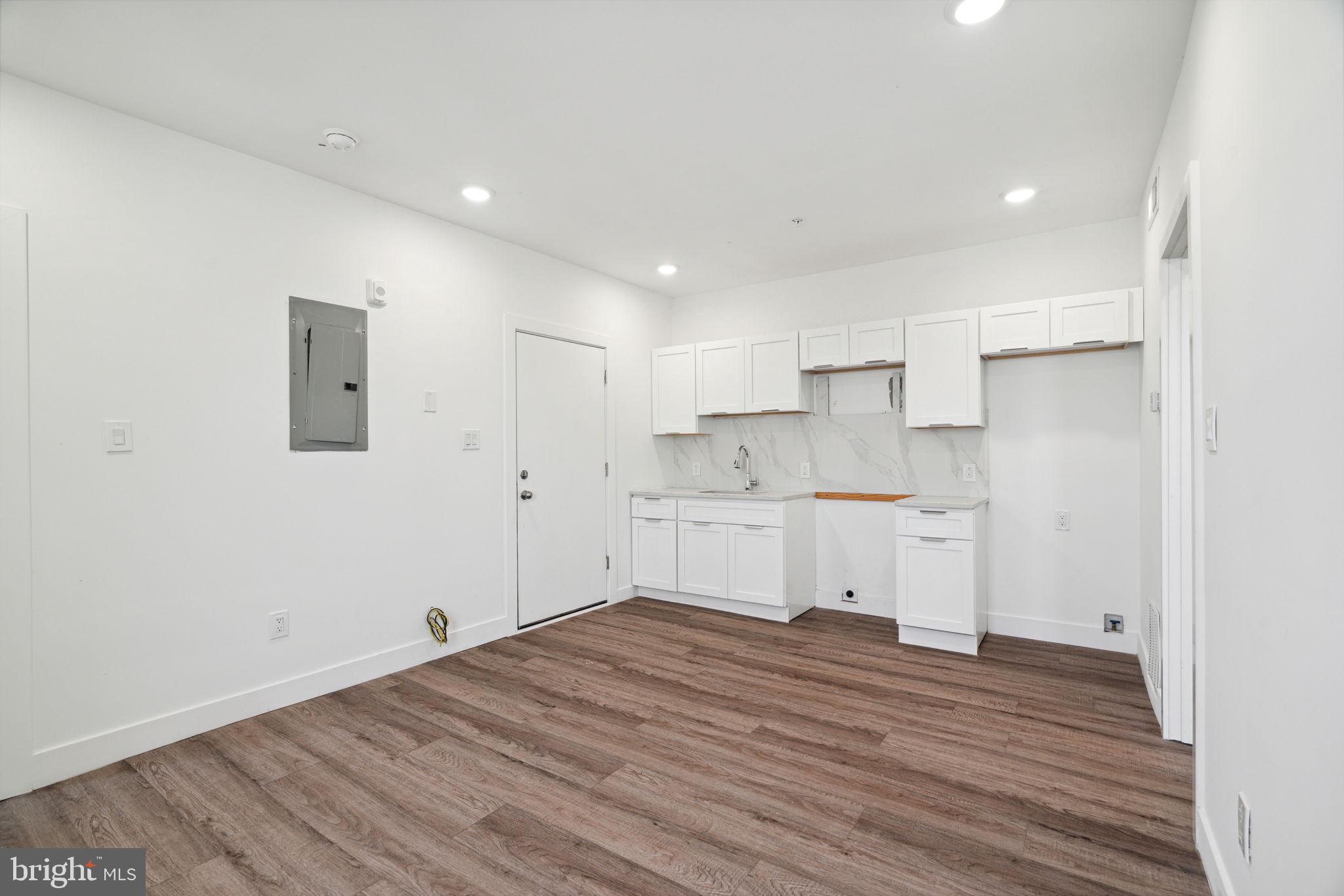 5164 Ridge Avenue, Unit 2 Philadelphia, PA 19128 - Photo 4 of 16