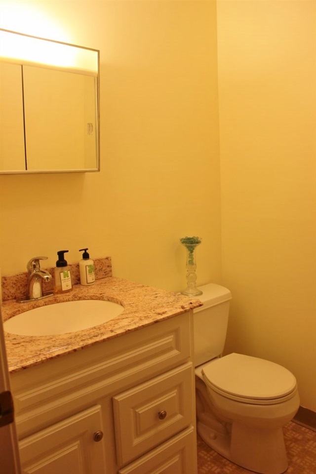 4 Pine Brook Lane, Unit B2 Springfield, VT 05150 - Photo 8 of 13 Gallery Image 8