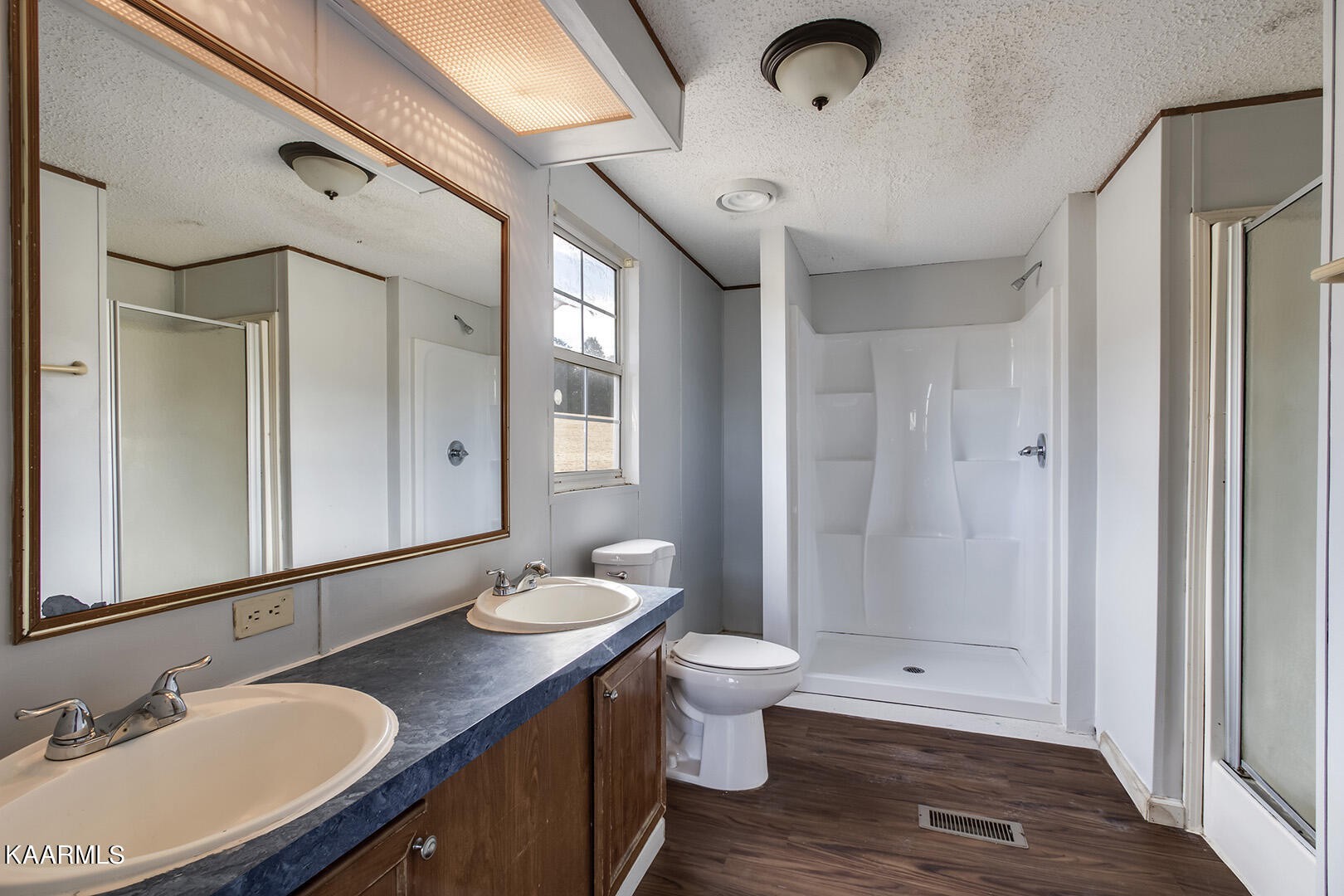 2102 Fork Creek Road Philadelphia, TN 37846 - Photo 24 of 37 Gallery Image 24