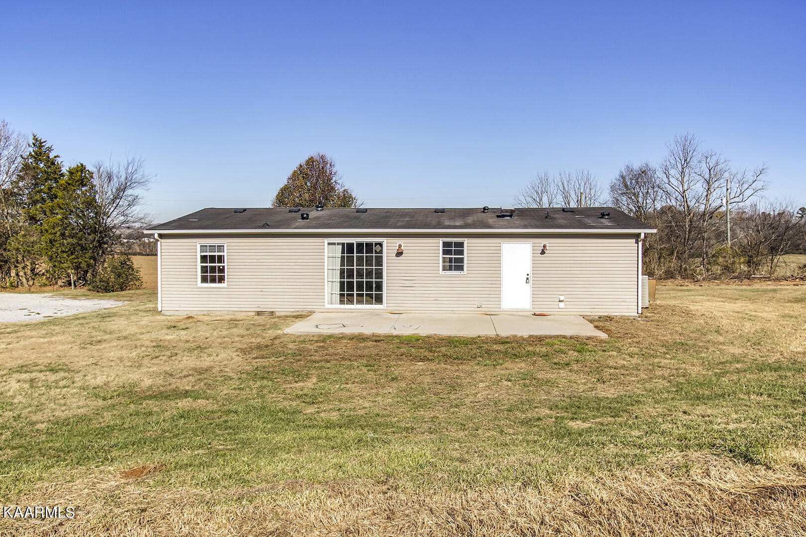 2102 Fork Creek Road Philadelphia, TN 37846 - Photo 32 of 37 Gallery Image 32