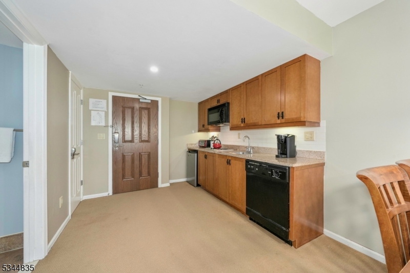 200 Highway 94, Unit 215 Vernon, NJ 07462 - Photo 10 of 19