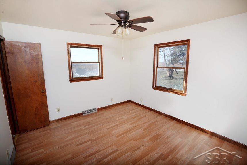 7142 South Mackinaw Road Bay City, MI 48706 - Photo 15 of 52 50064689-14.JPG