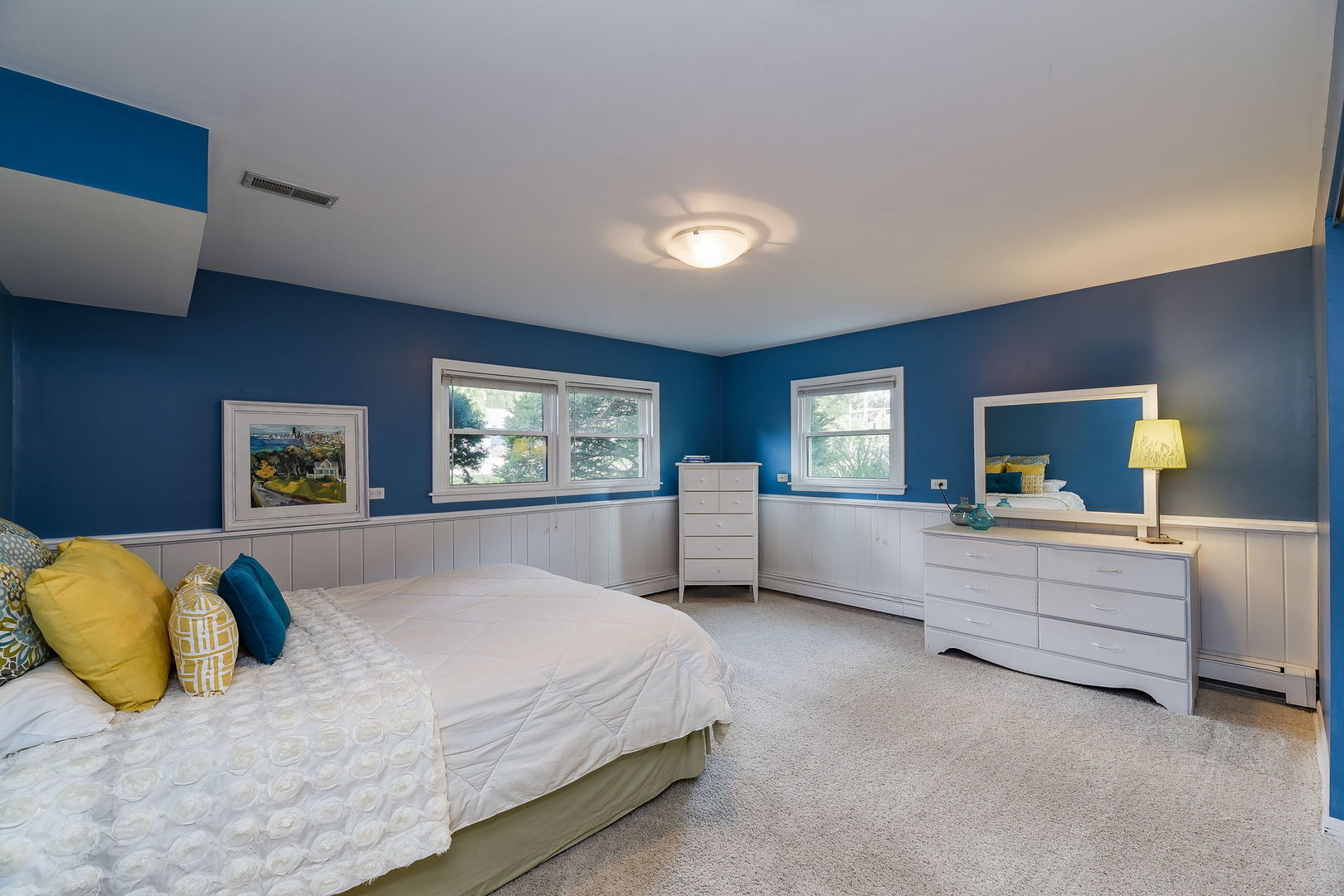 N150 County Farm Road Winfield, IL 60190 - Photo 15 of 22 a bedroom with a large bed and a couch