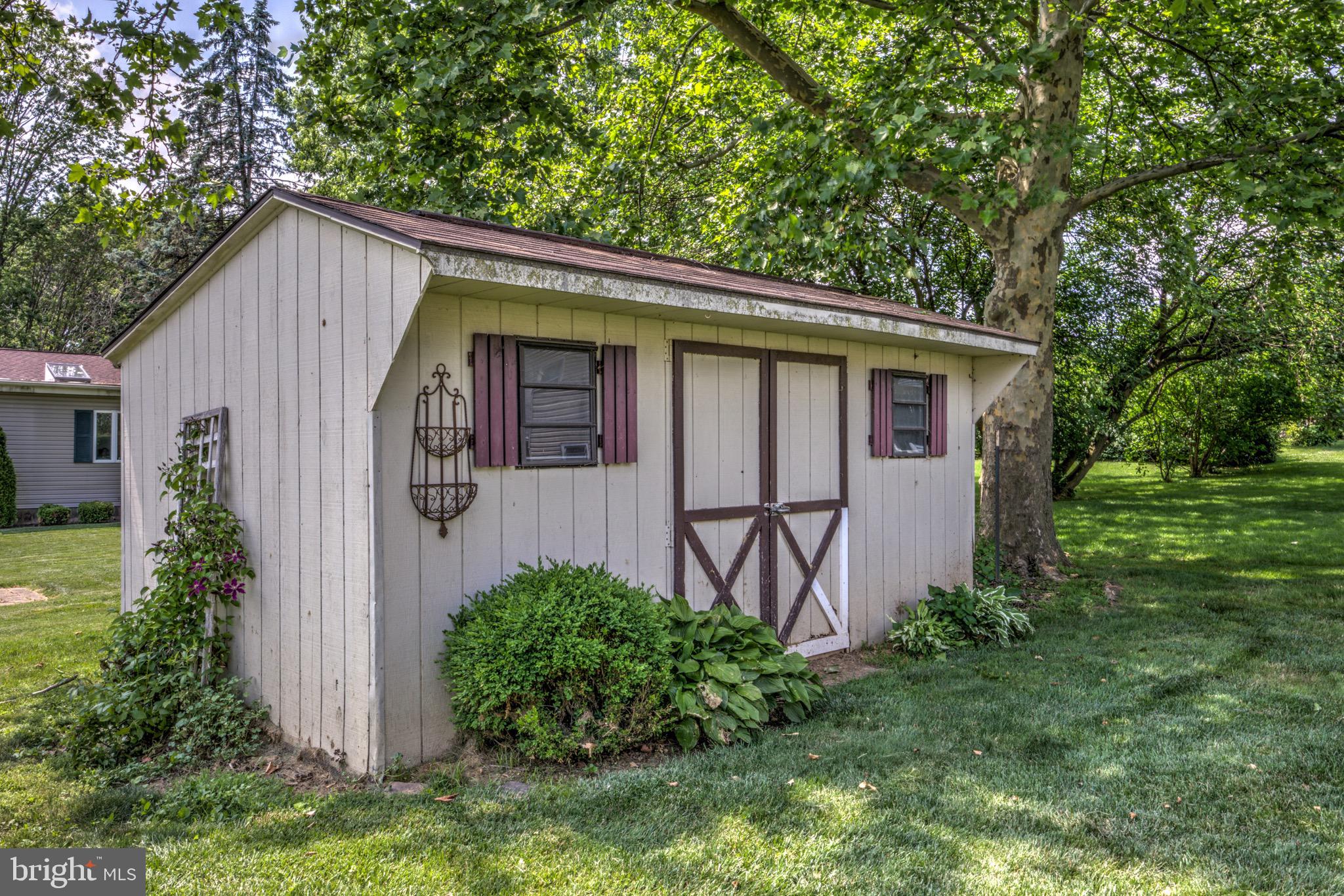 478 Amesbury Road Lancaster, PA 17601 - Photo 7 of 37 Gallery Image 7