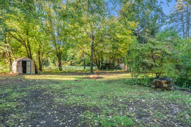 $269,900 | 22327 Woodhenge Drive, Mattawan, MI 49071