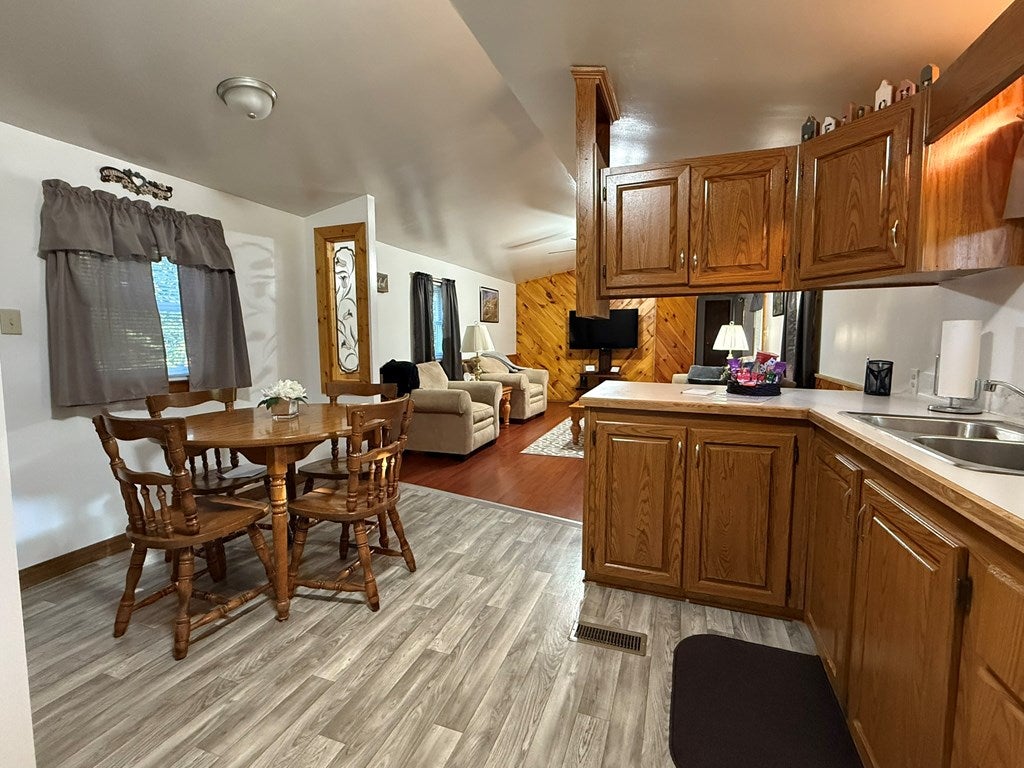 6417 Old Plank Road Broad Top City, PA 16621 - Photo 10 of 38 Gallery Image 10