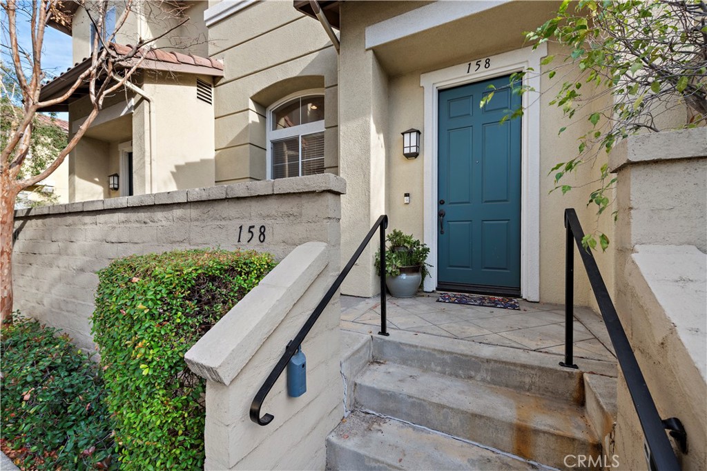 158 North Brea Boulevard Brea, CA 92821 - Photo 3 of 20 a view of an entryway with a house