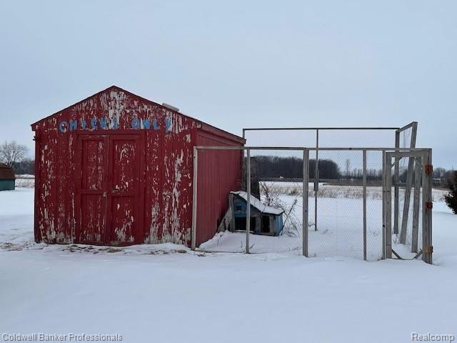 7829 Pittsburg Road Durand, MI 48429 - Photo 5 of 50 Shed or chicken coupe!