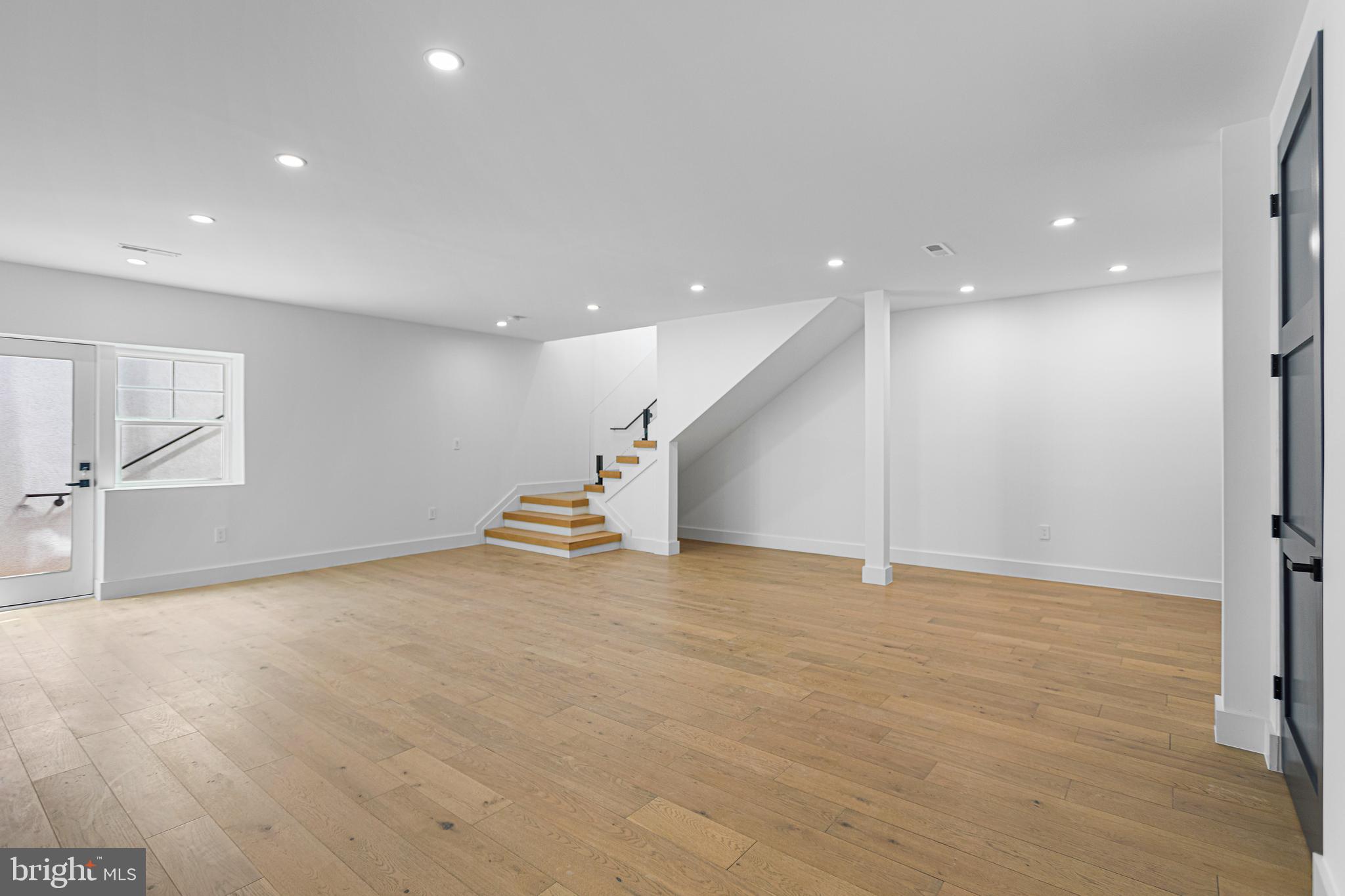 1733 Chain Bridge Road McLean, VA 22101 - Photo 61 of 65