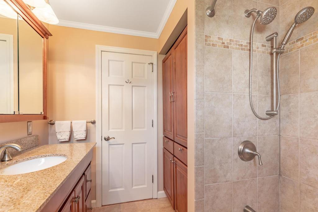 8 Circle Hill Road Salem, MA 01970 - Photo 21 of 30 Gallery Image 21