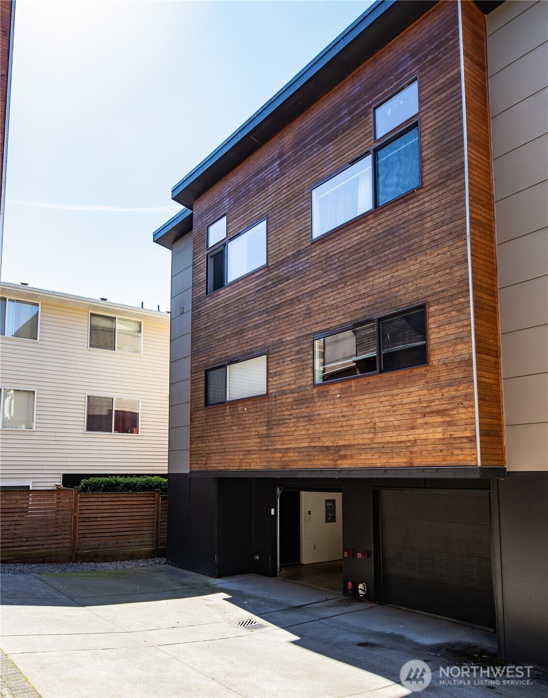 6536 42nd Avenue Southwest, Unit B Seattle, WA 98136 - Photo 23 of 27 Gallery Image 23