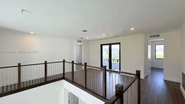 $18,500 | 19708 Northeast 14th Avenue, Miami, FL 33179