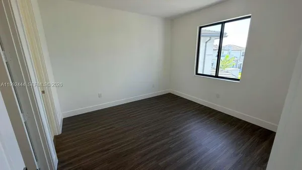 $18,500 | 19708 Northeast 14th Avenue, Miami, FL 33179