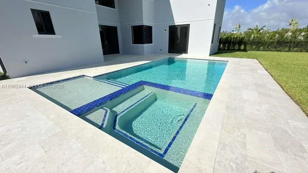 $18,500 | 19708 Northeast 14th Avenue, Miami, FL 33179