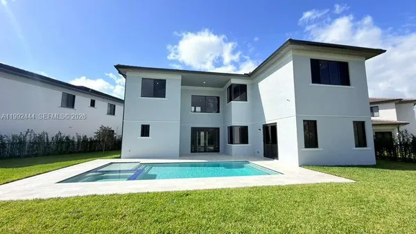 $18,500 | 19708 Northeast 14th Avenue, Miami, FL 33179